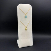 تابلو گردنبندی کوچک